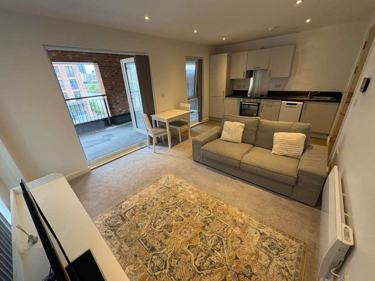 Flat Ordsall Lane in Salford