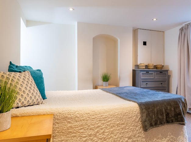 Room Saint Pauls Parade in Cheltenham