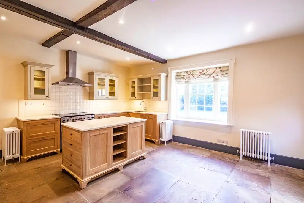 House Nunhide Lane in Sulham