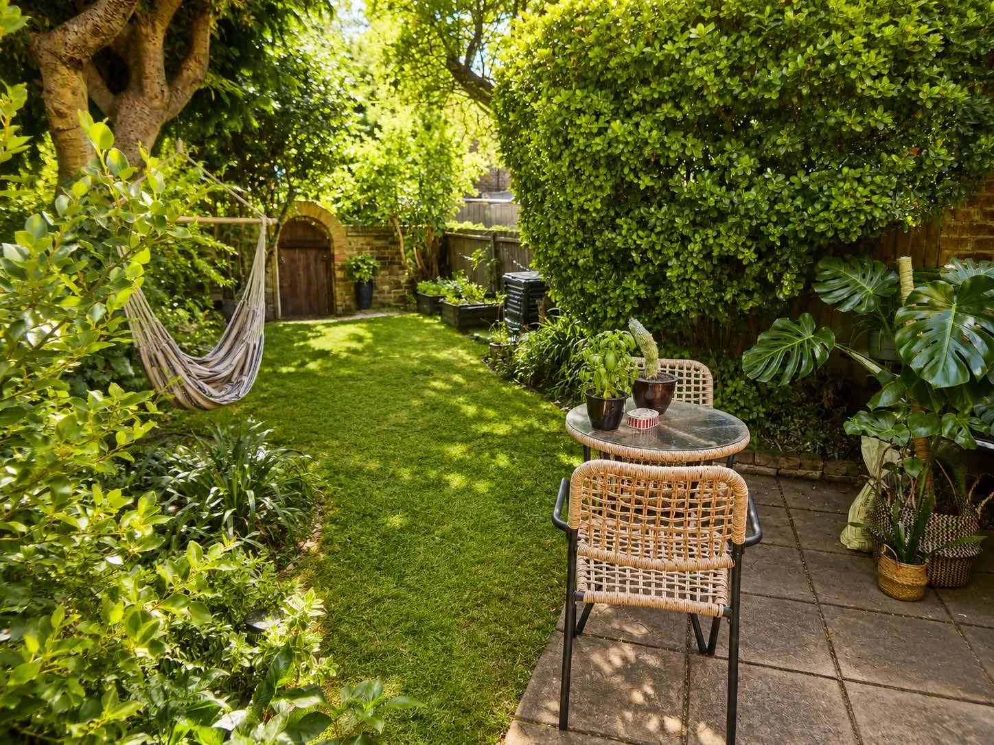 Flat Purves Road in Greater London