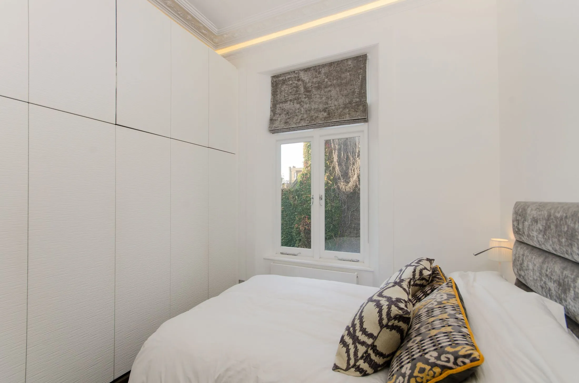 Flat Redcliffe Place in Greater London