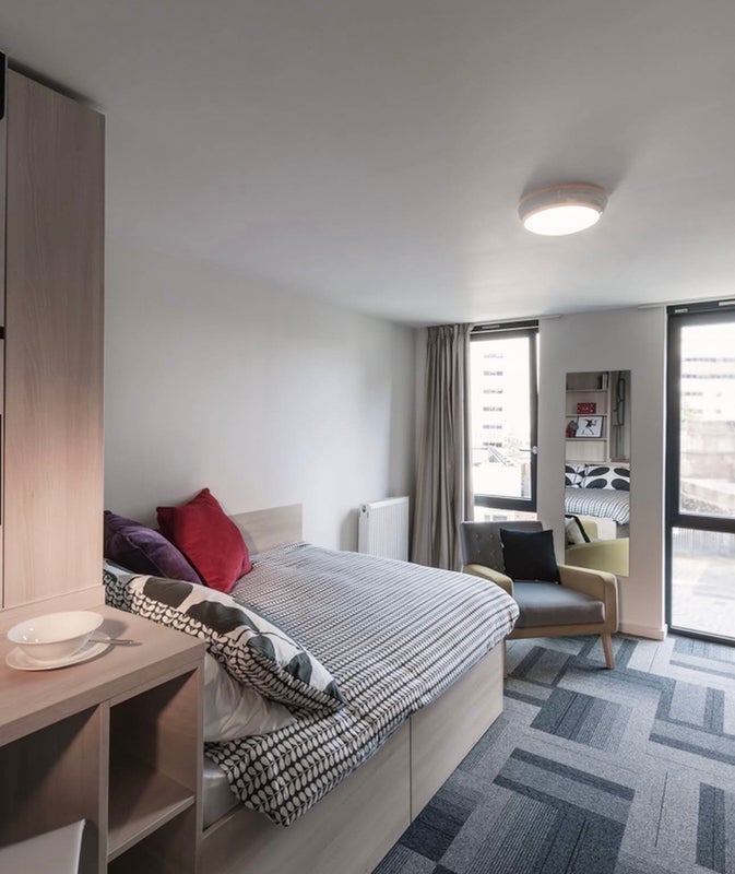 Flat Heber Street in Newcastle upon Tyne