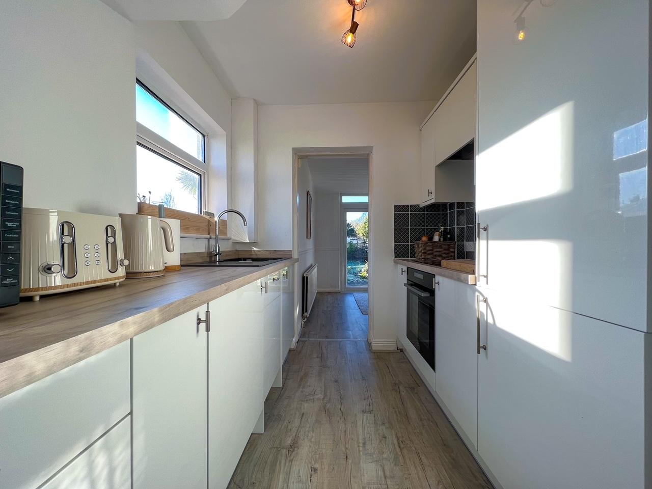 House First Avenue in Walton on Thames