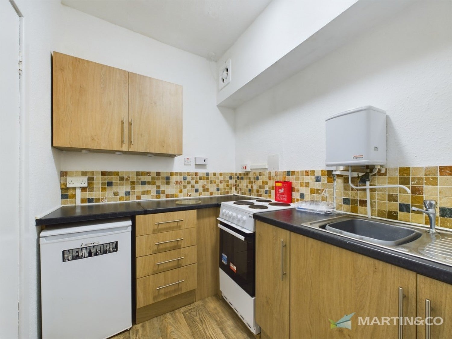 Flat Middle Walk in Blackpool