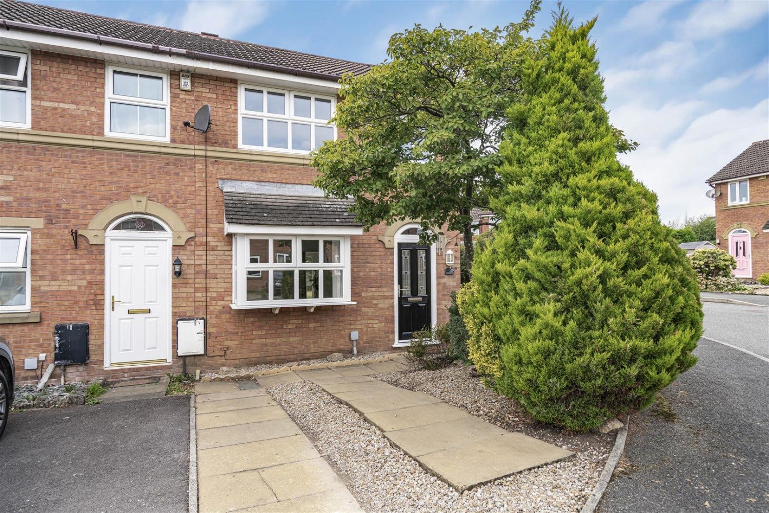 House Linnet's Wood Mews in Salford