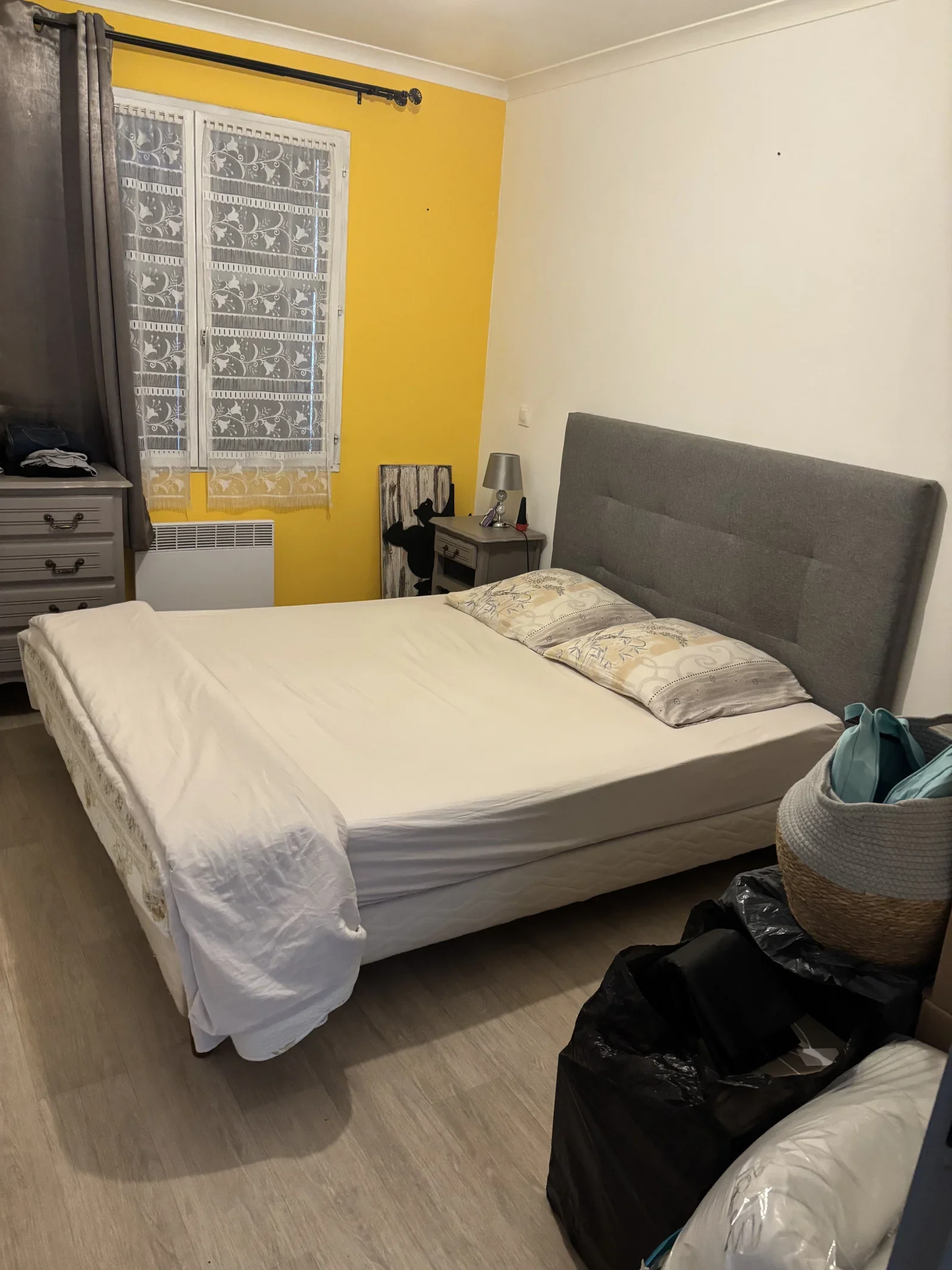 Chambre Rue Charles de Gaulle à Vauvert