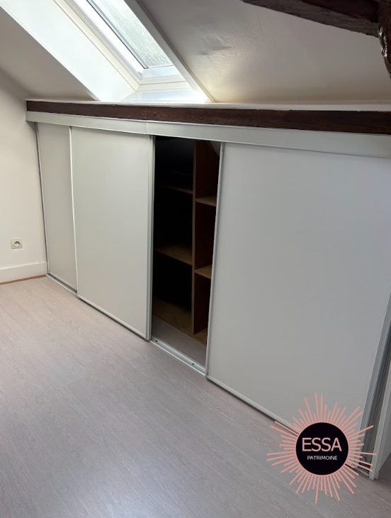 Appartement Rue des Ligneux à Mézières-sur-Seine