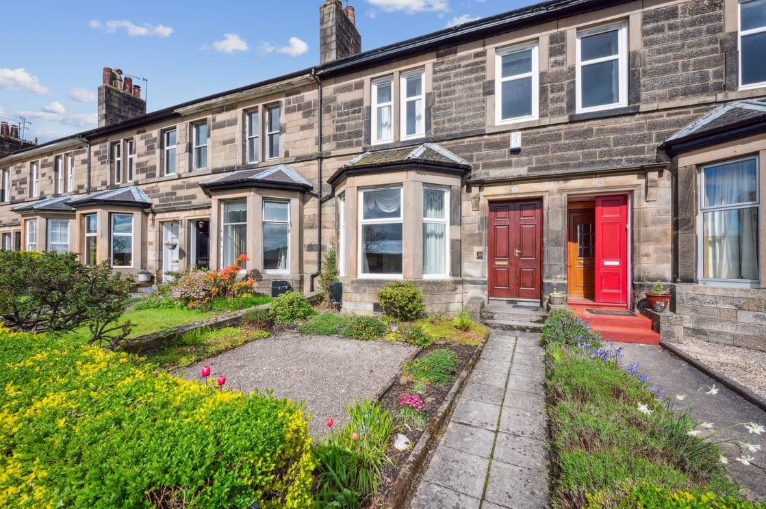 House Forth Crescent in Stirling