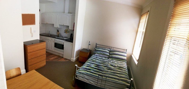 Room Pellatt Grove in Greater London