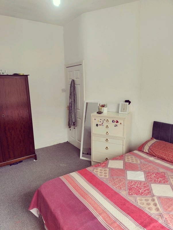 Room Clifton Road in Newcastle upon Tyne