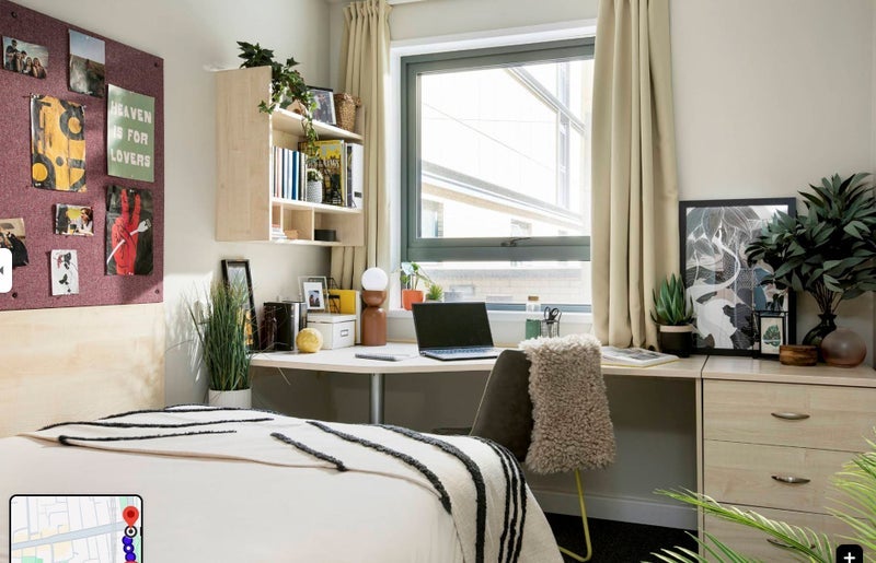 Room Witan Street in Greater London