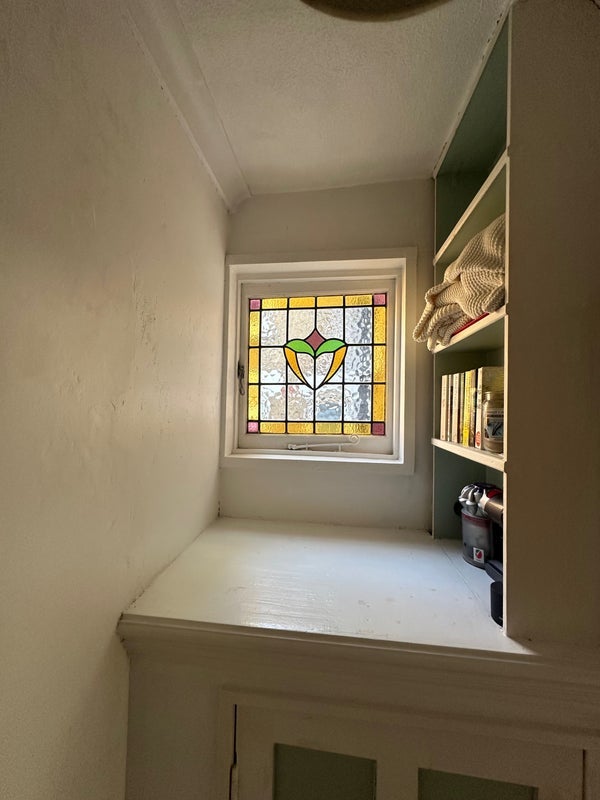 Room Waller Road in Greater London