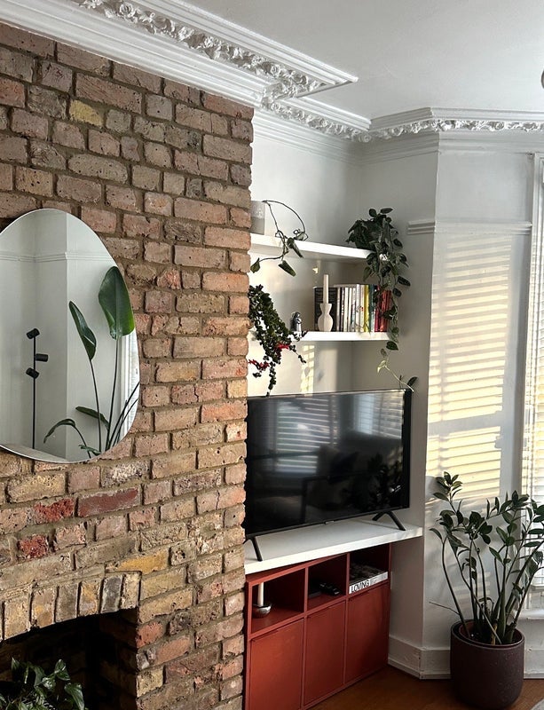 Room Waller Road in Greater London