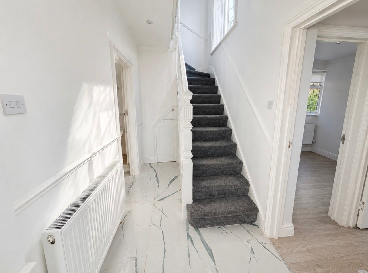 House Tithe Farm Avenue in Greater London