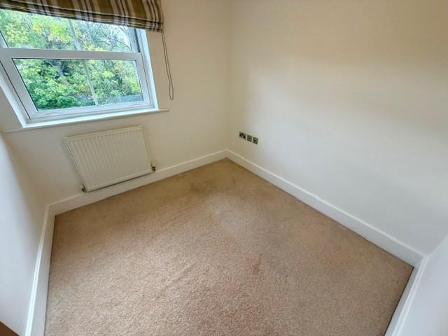 House Katherine Close in Greater London