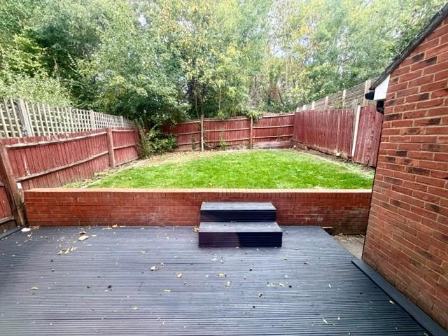 House Katherine Close in Greater London