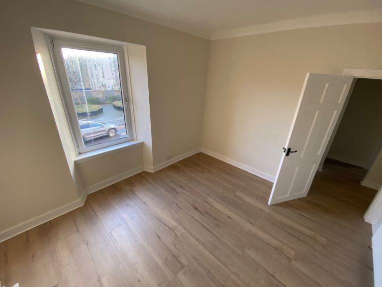 Flat Lothian Street in Bonnyrigg