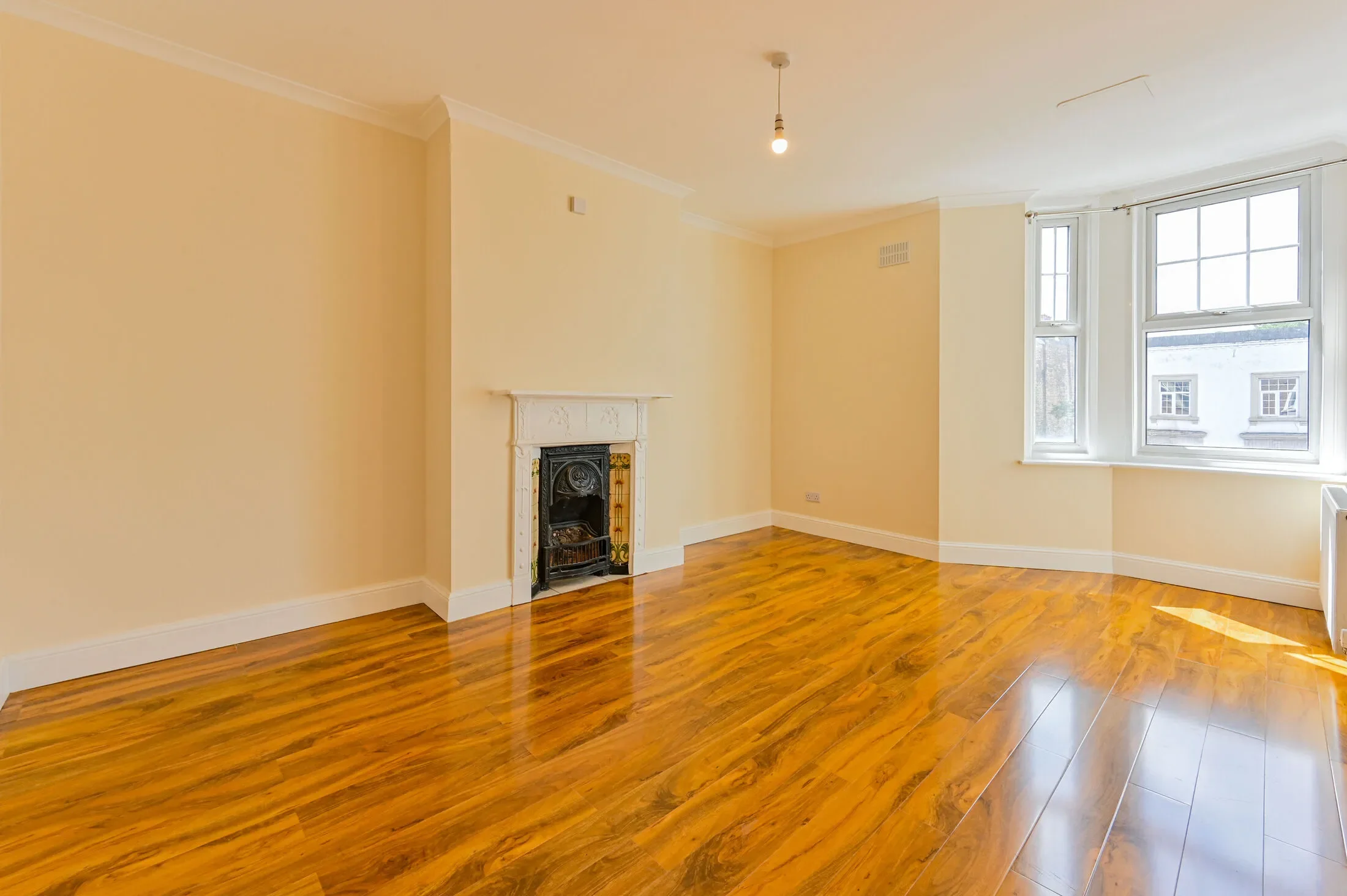 Flat The Vale/Uxbridge Road in Greater London