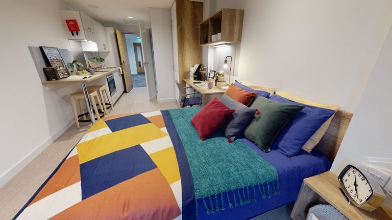 Room Bath Street in Glasgow