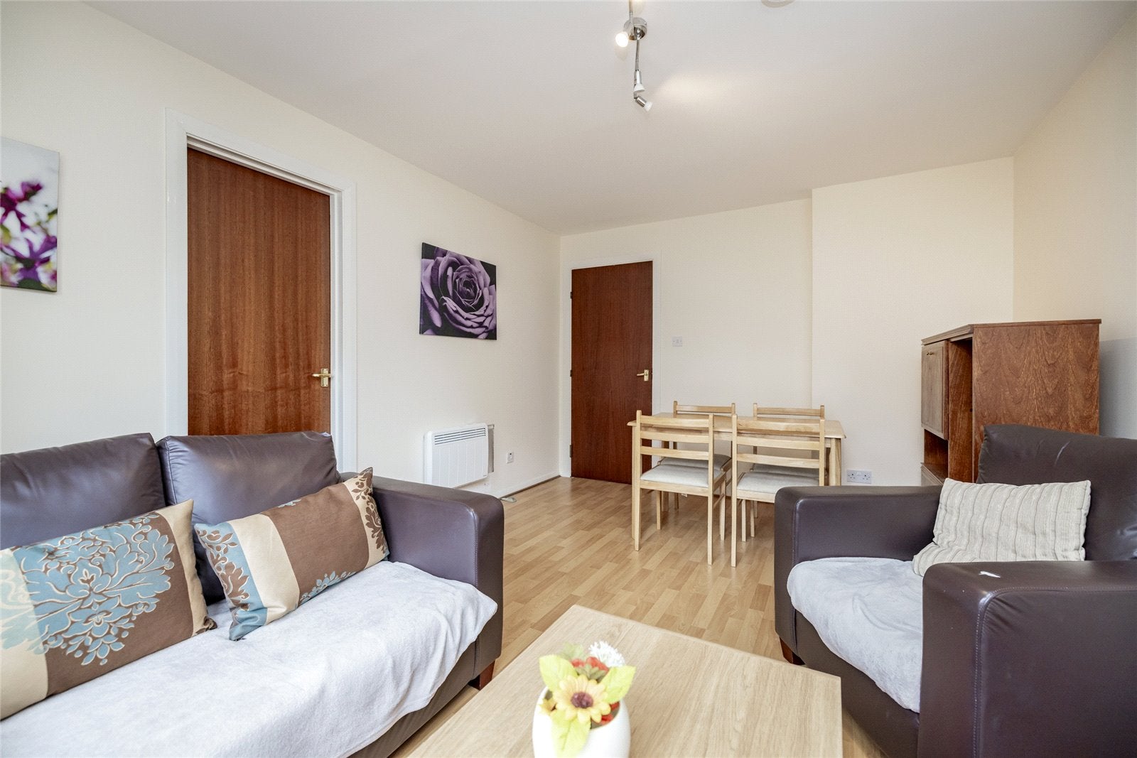 Flat Glendale Mews in Aberdeen City