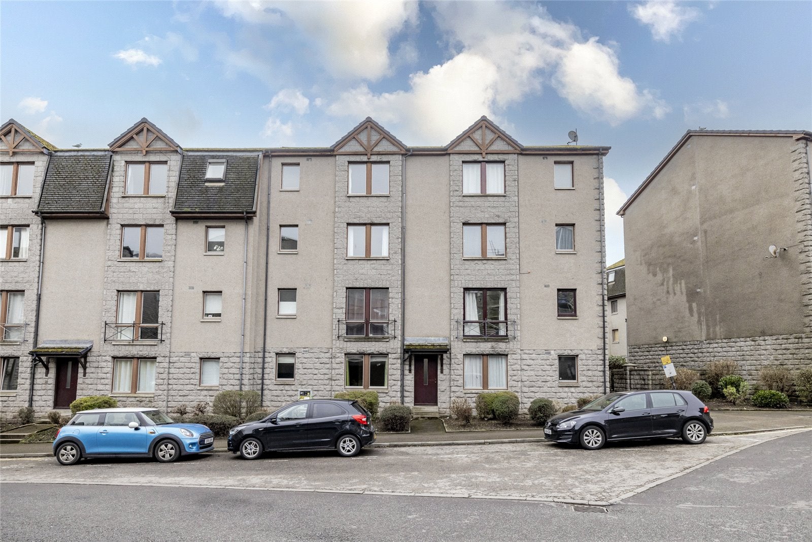 Flat Glendale Mews in Aberdeen City