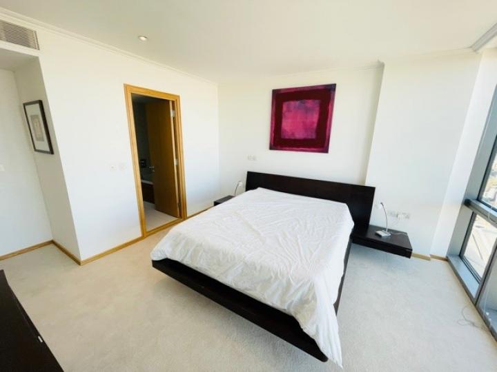 Flat Stebondale Street in Greater London