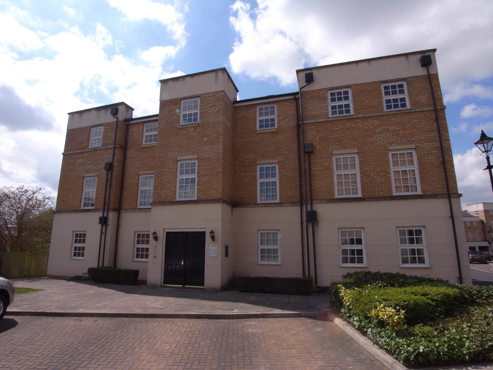 Flat Bishopfields Drive in York