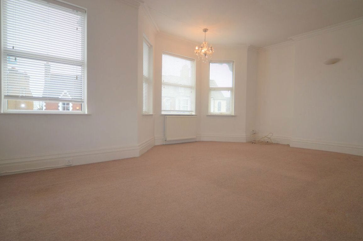 Flat Stanhope Road in St Albans