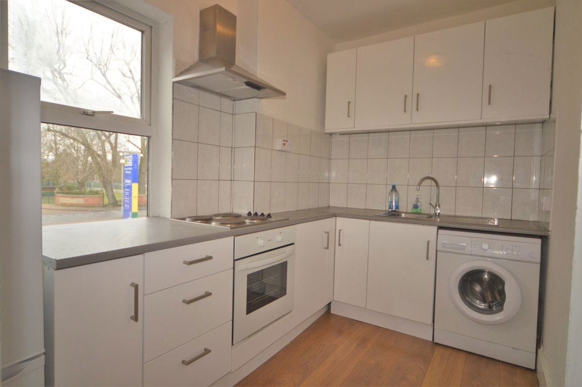 Flat Stanhope Road in St Albans
