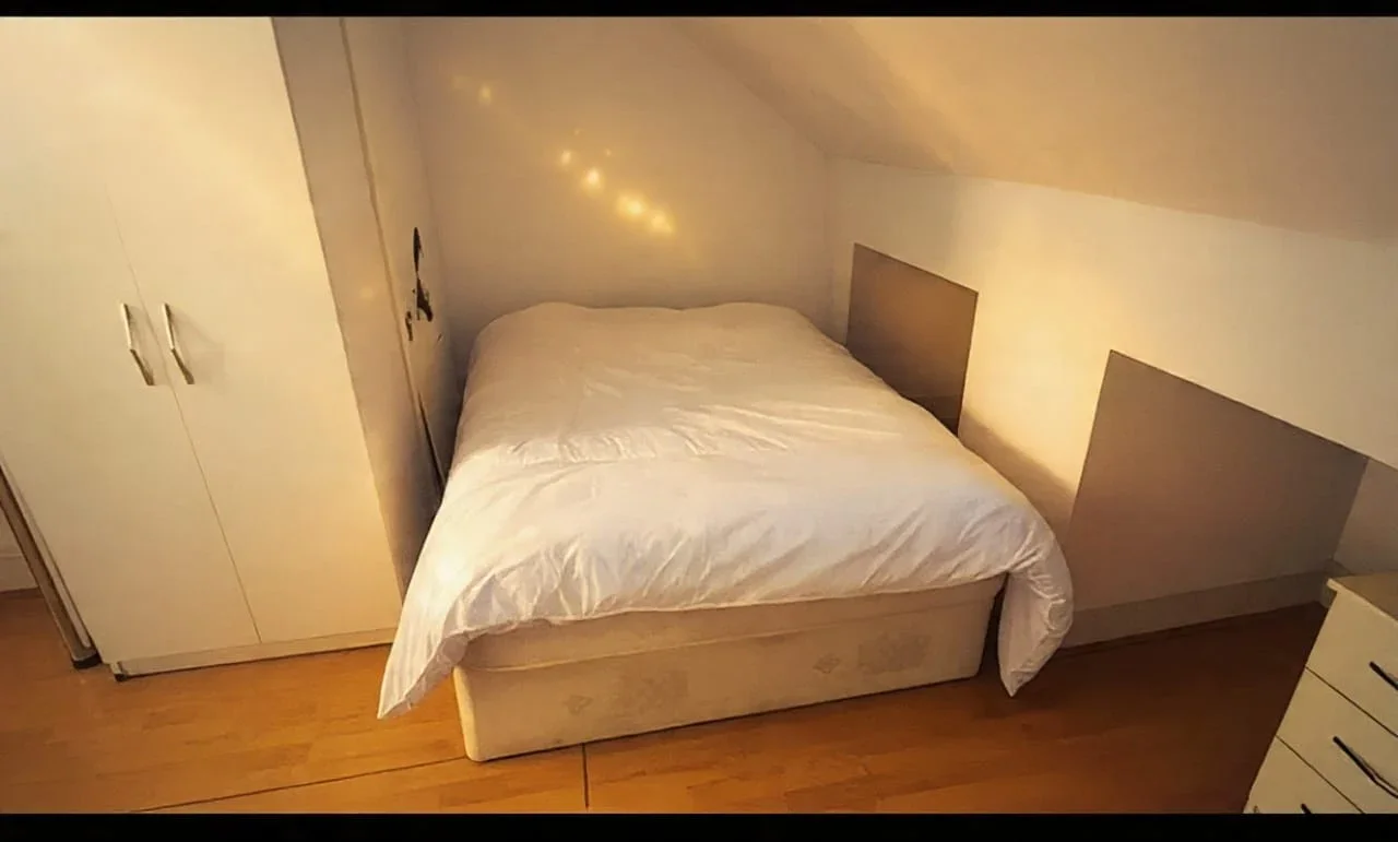 Flat South Lane in Greater London