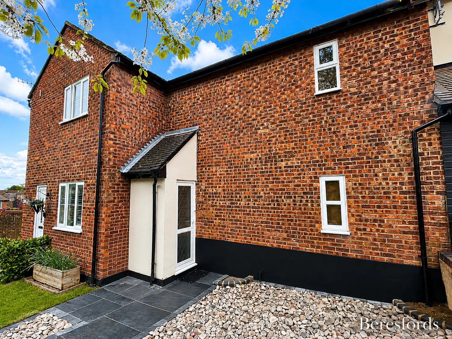 House Grosvenor Gardens in Billericay
