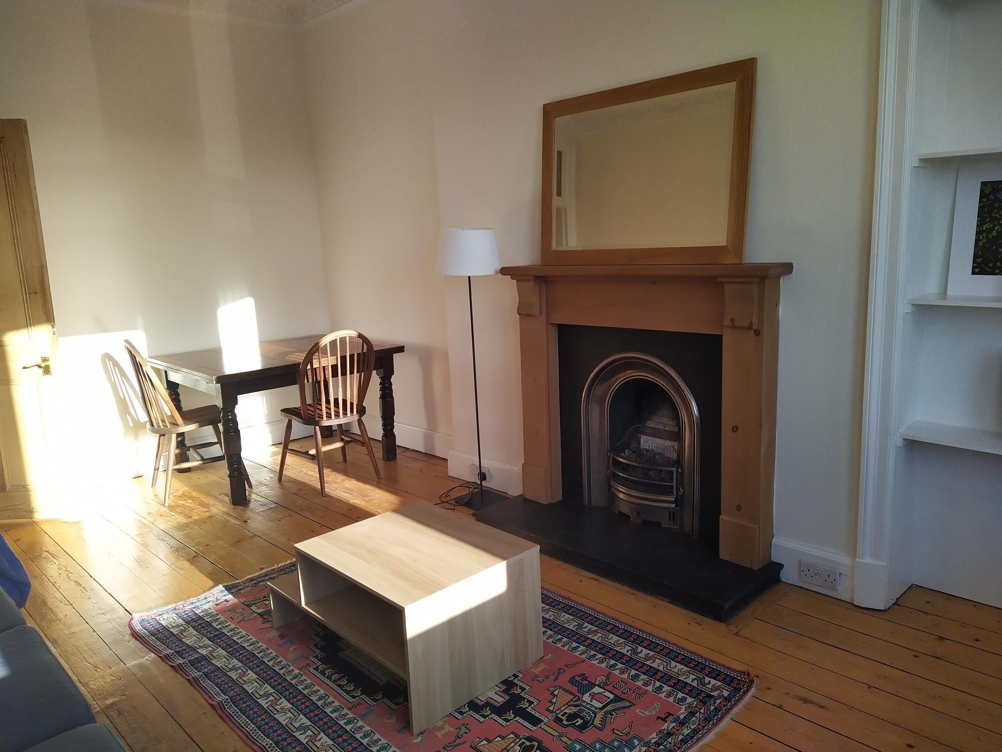 Flat Lochend Road in Edinburgh