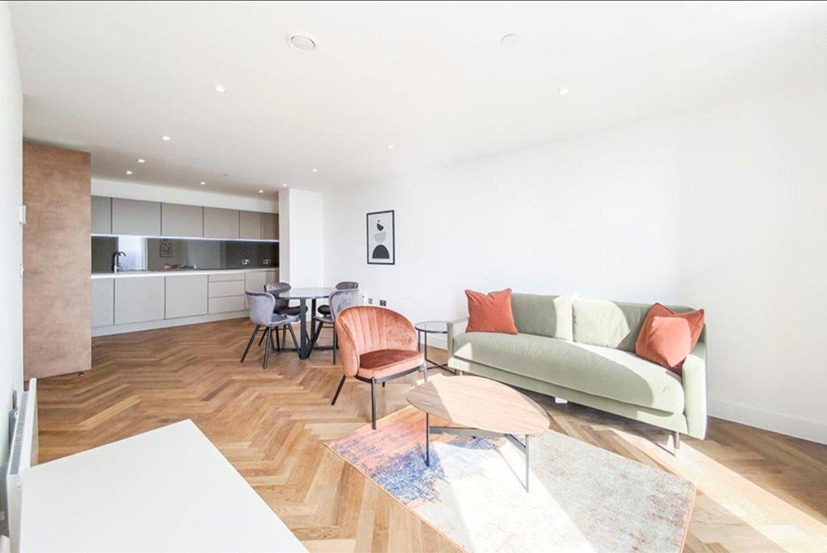 Flat Prince of Wales Road in Greater London