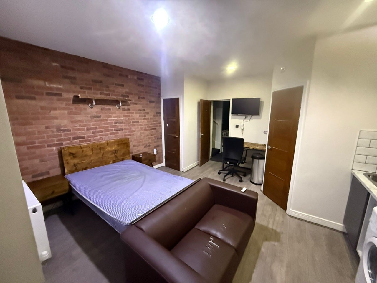 Flat Pershore Road in Birmingham