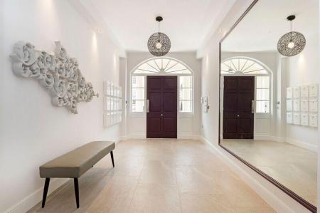 Flat Waterloo Place in Royal Leamington Spa
