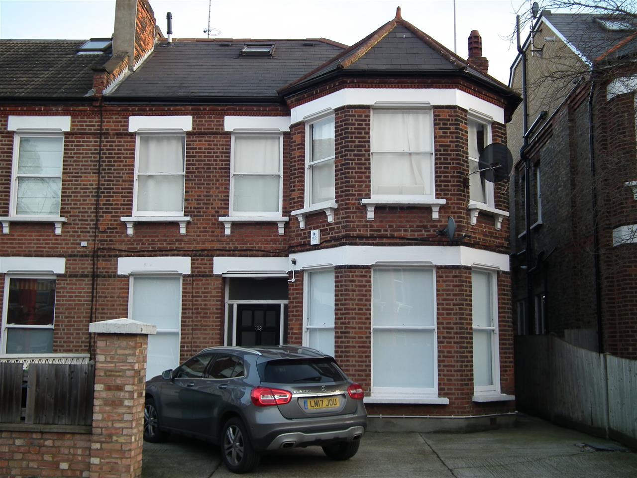 Flat Fordwych Road in Greater London