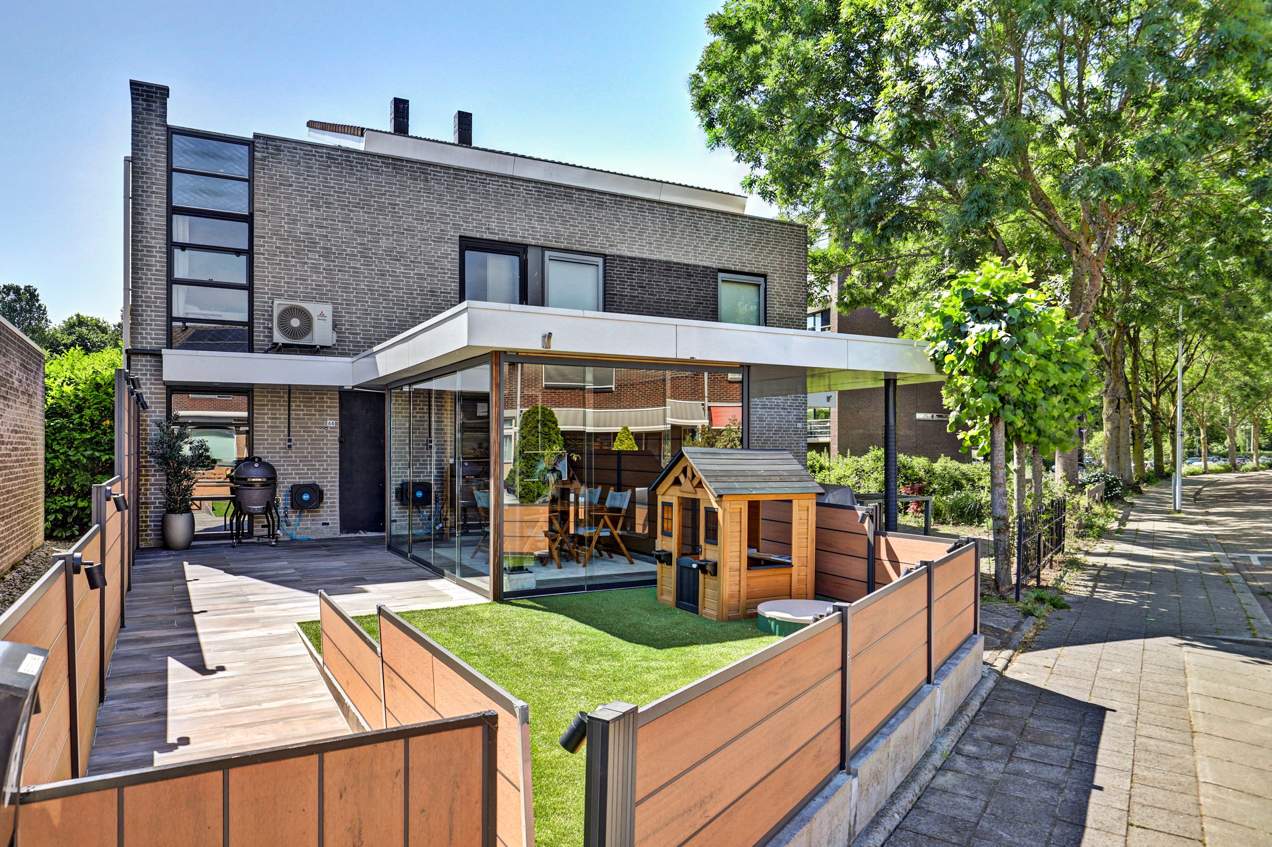 Huis P.C. Hooftsingel 64 in Hendrik-Ido-Ambacht