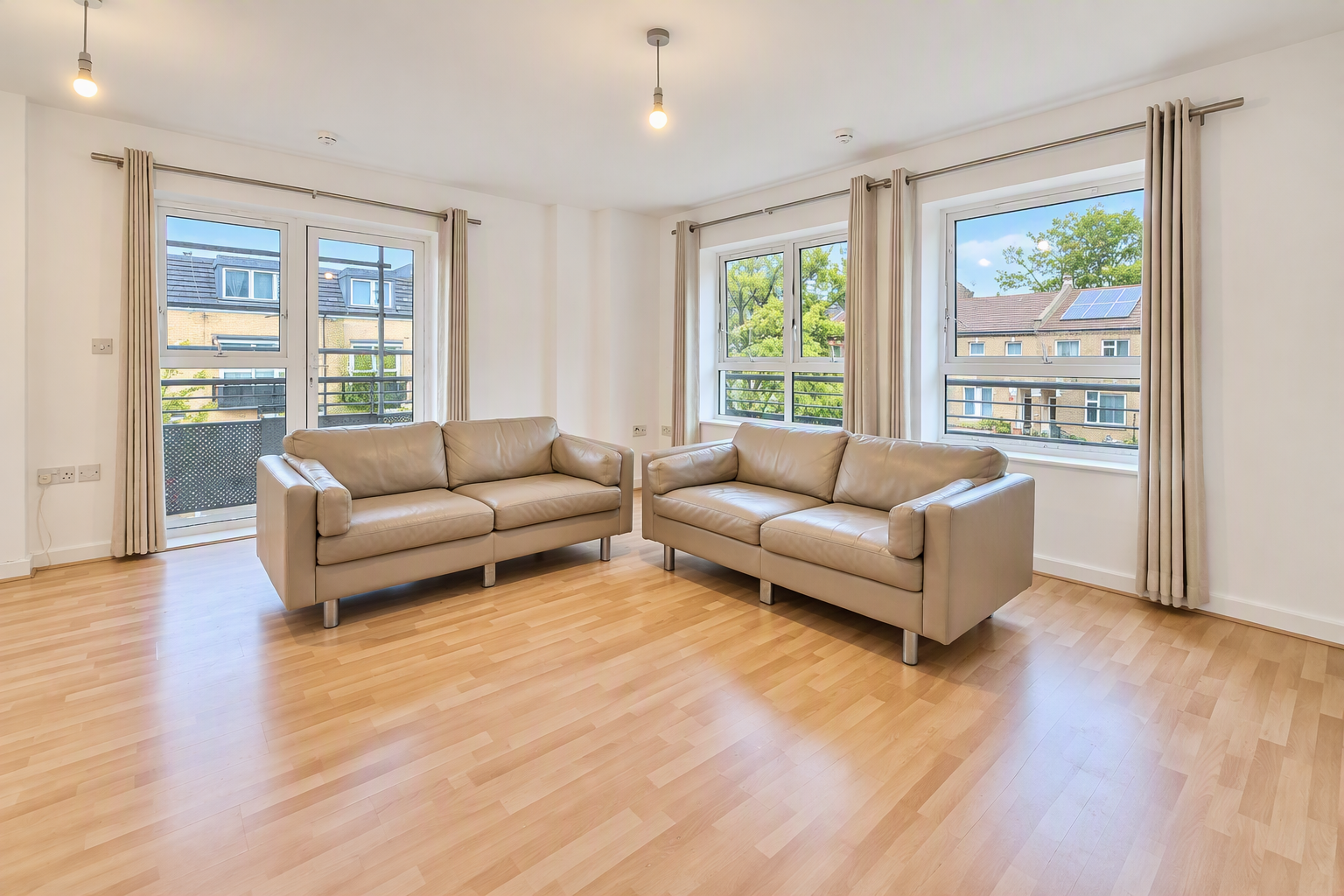 Flat Lanadron Close in Greater London