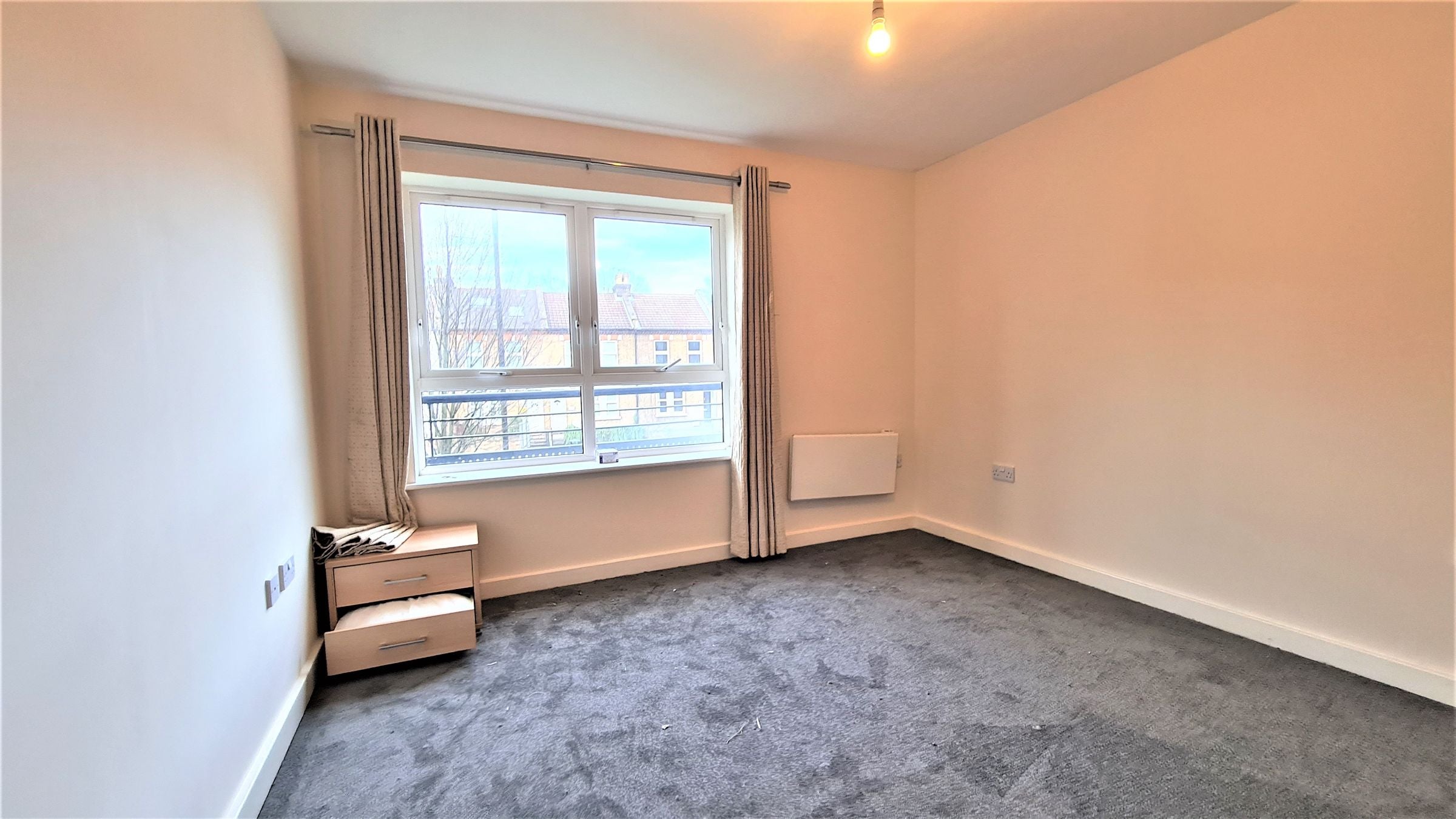 Flat Lanadron Close in Greater London