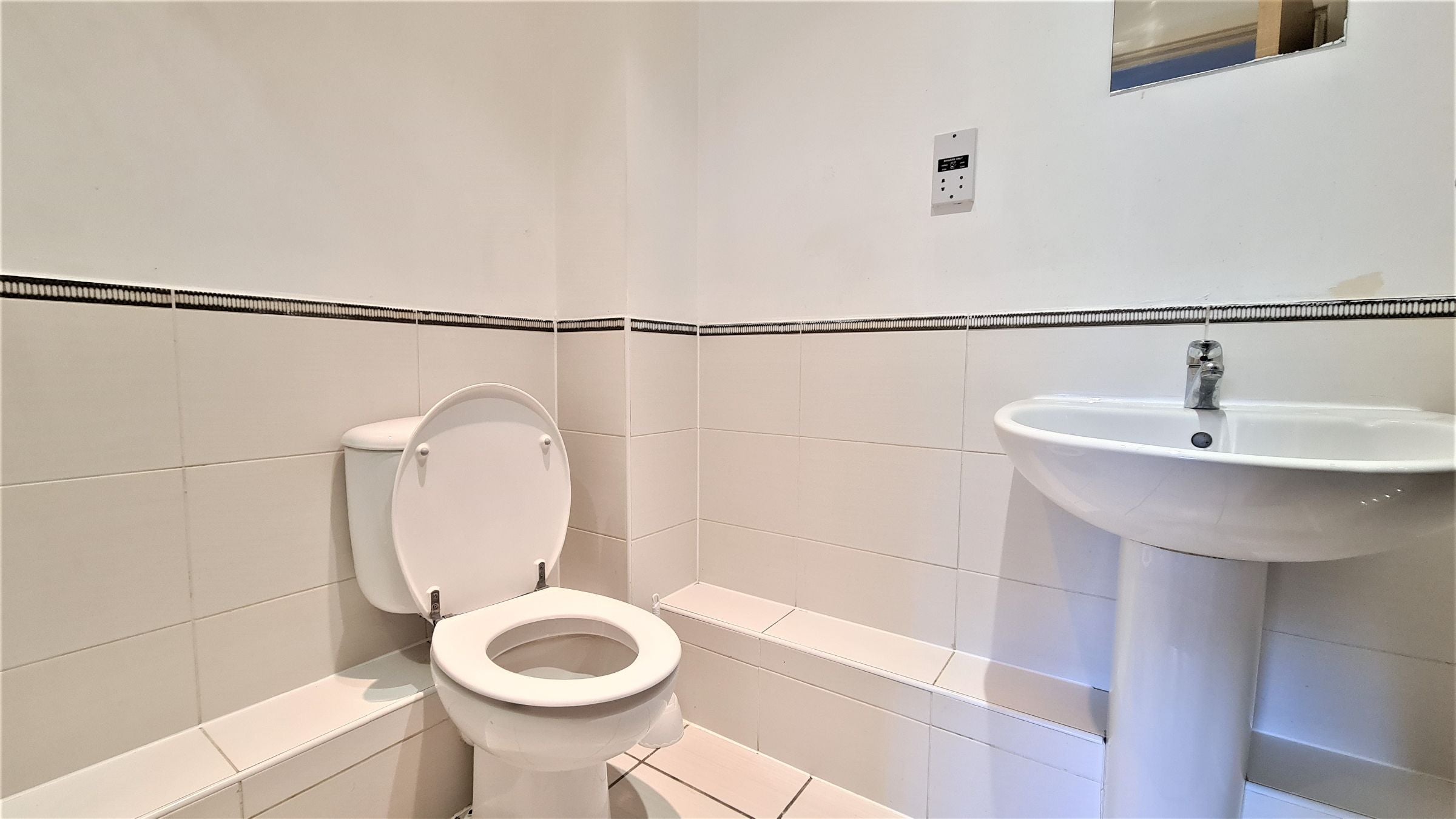 Flat Lanadron Close in Greater London
