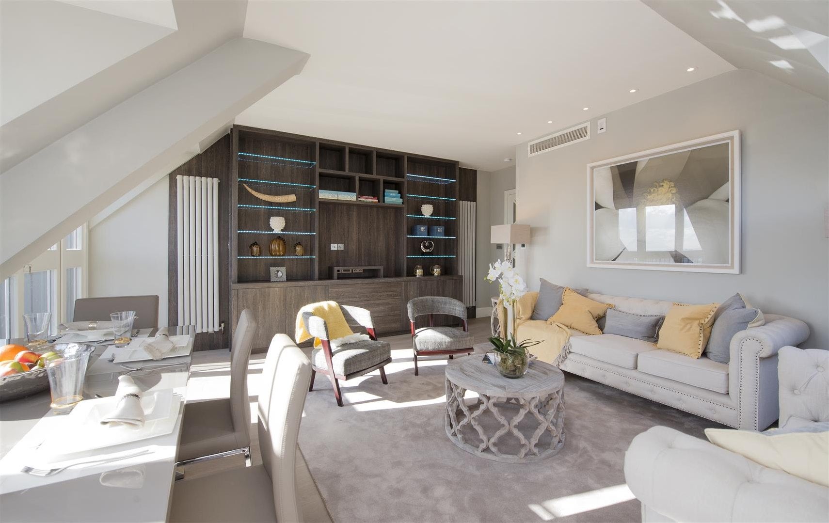 Flat Lyndhurst Road in Greater London