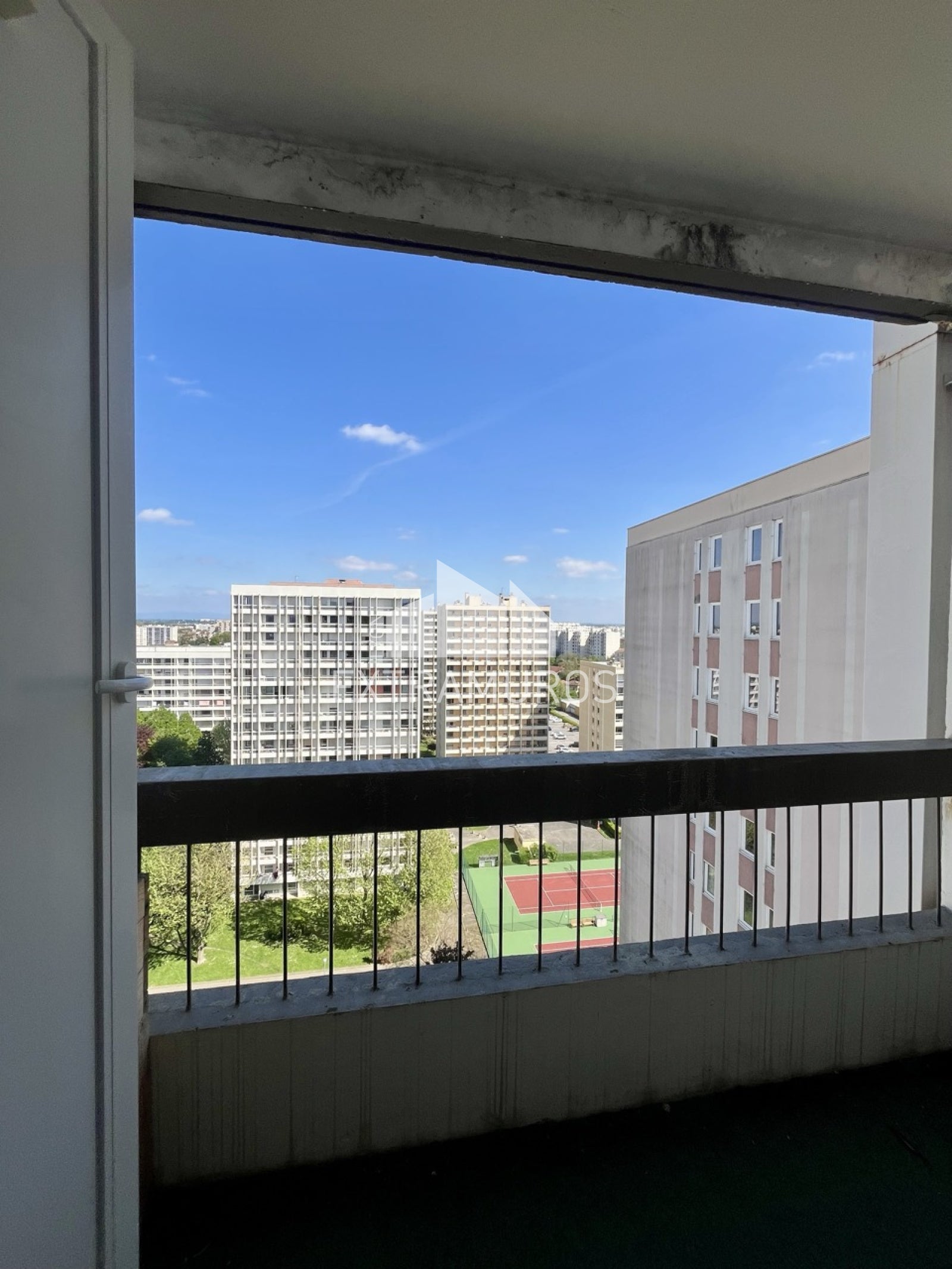 Chambre Rue Cyprian à Villeurbanne
