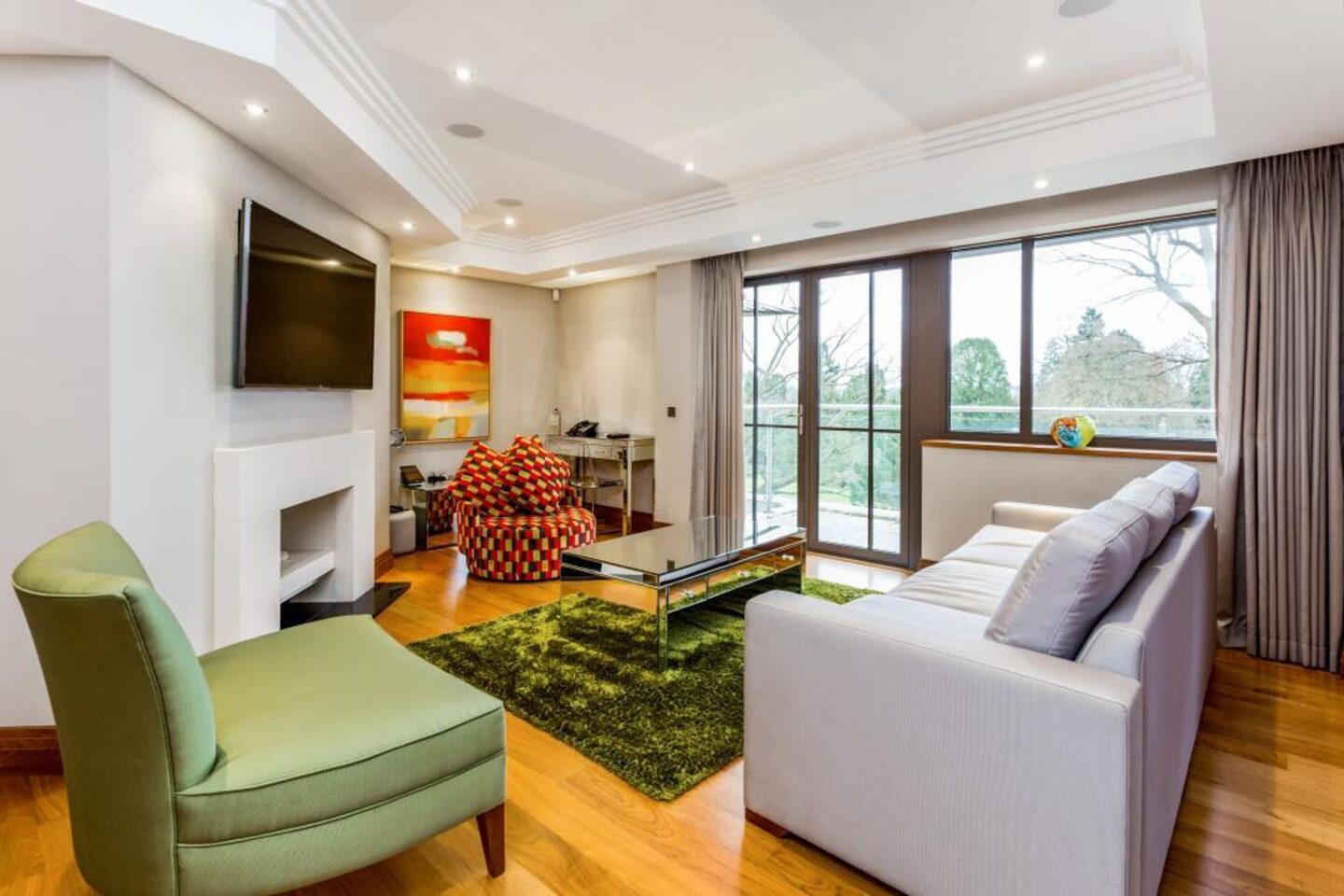 Flat Cavendish Meads in Sunninghill