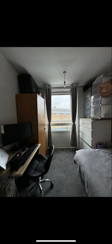 Room Church Street in City of Westminster