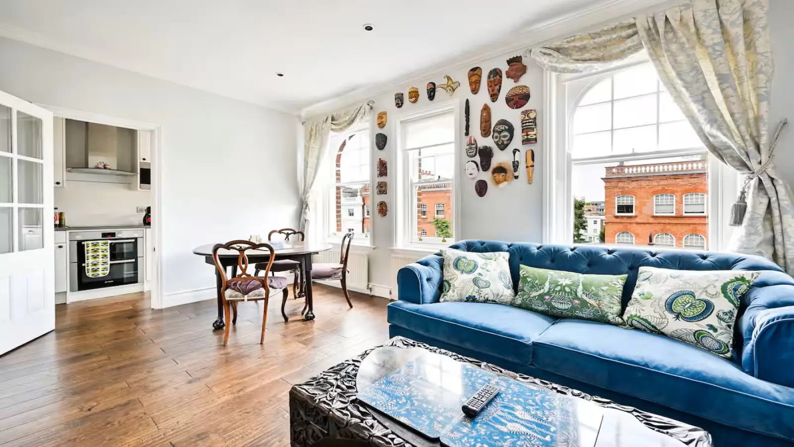 Flat Oakley Street in Greater London