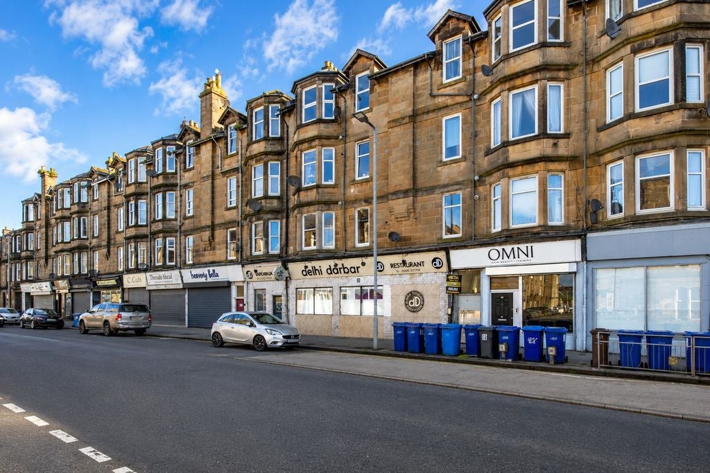 Flat Glasgow Road in Dumbarton