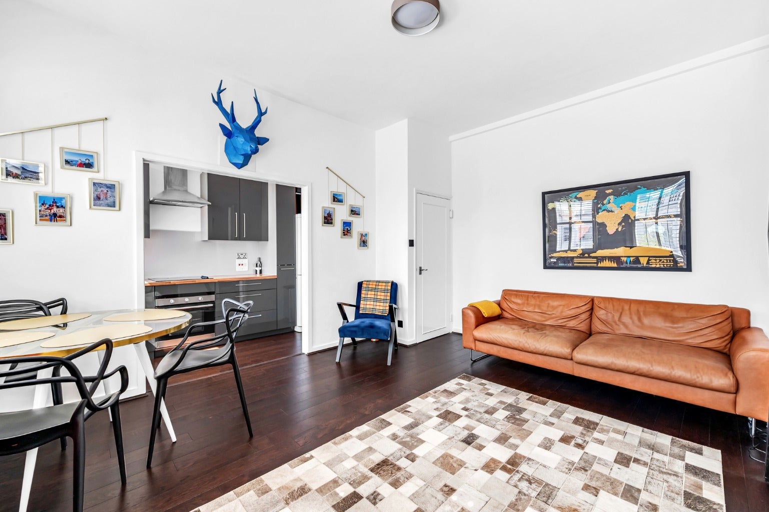 Flat Comeragh Road in Greater London