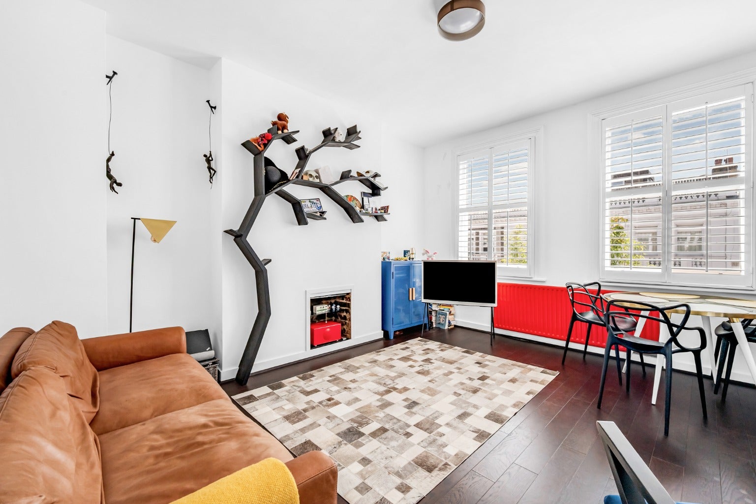 Flat Comeragh Road in Greater London