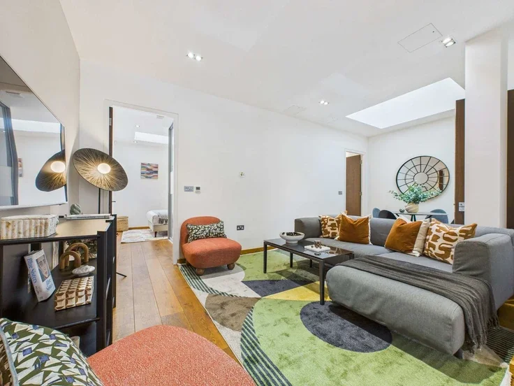 Flat Bayham Street in Greater London