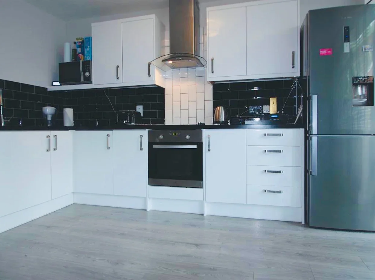 Flat Belmont Close in Greater London